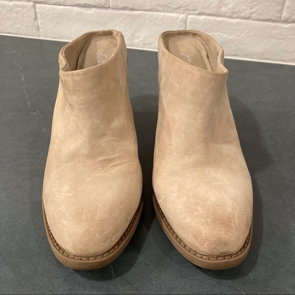 Aldo sz 6 light tan leather heeled mules - Picture 7 of 14